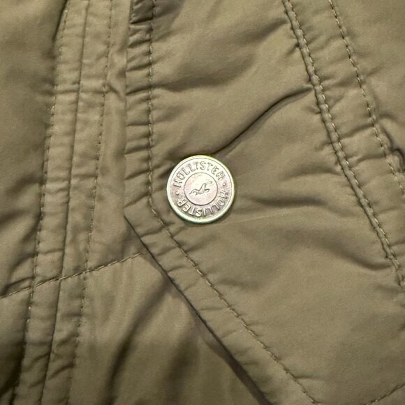 Hollister Olive Green Women's Puffer Vest Size Medium - Picture 5 of 10